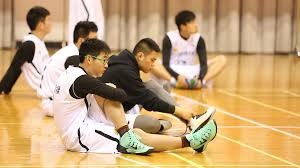 文班亚马这传球绝了！卡斯尔空切跟进，起飞扣篮直接点燃