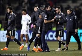 铃木一朗在 2019 年引退时，全日本各家报纸均以号外头条刊载其消息